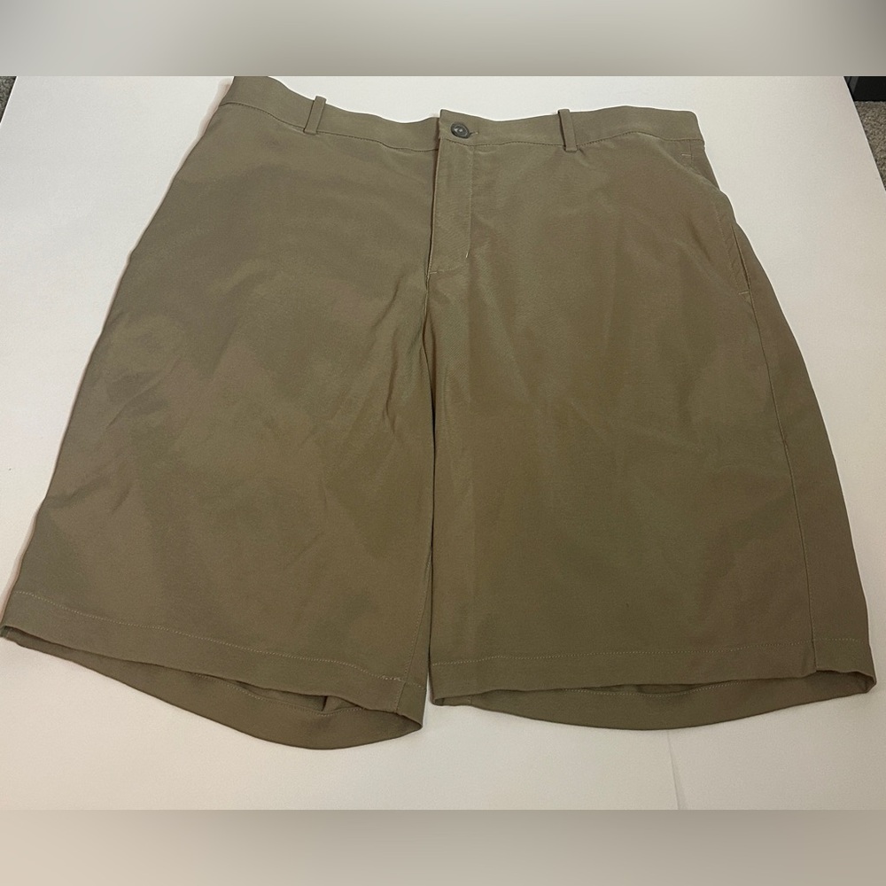 NIKE MEN’S TAN DRI FIT TAN SHORT SIZE 36